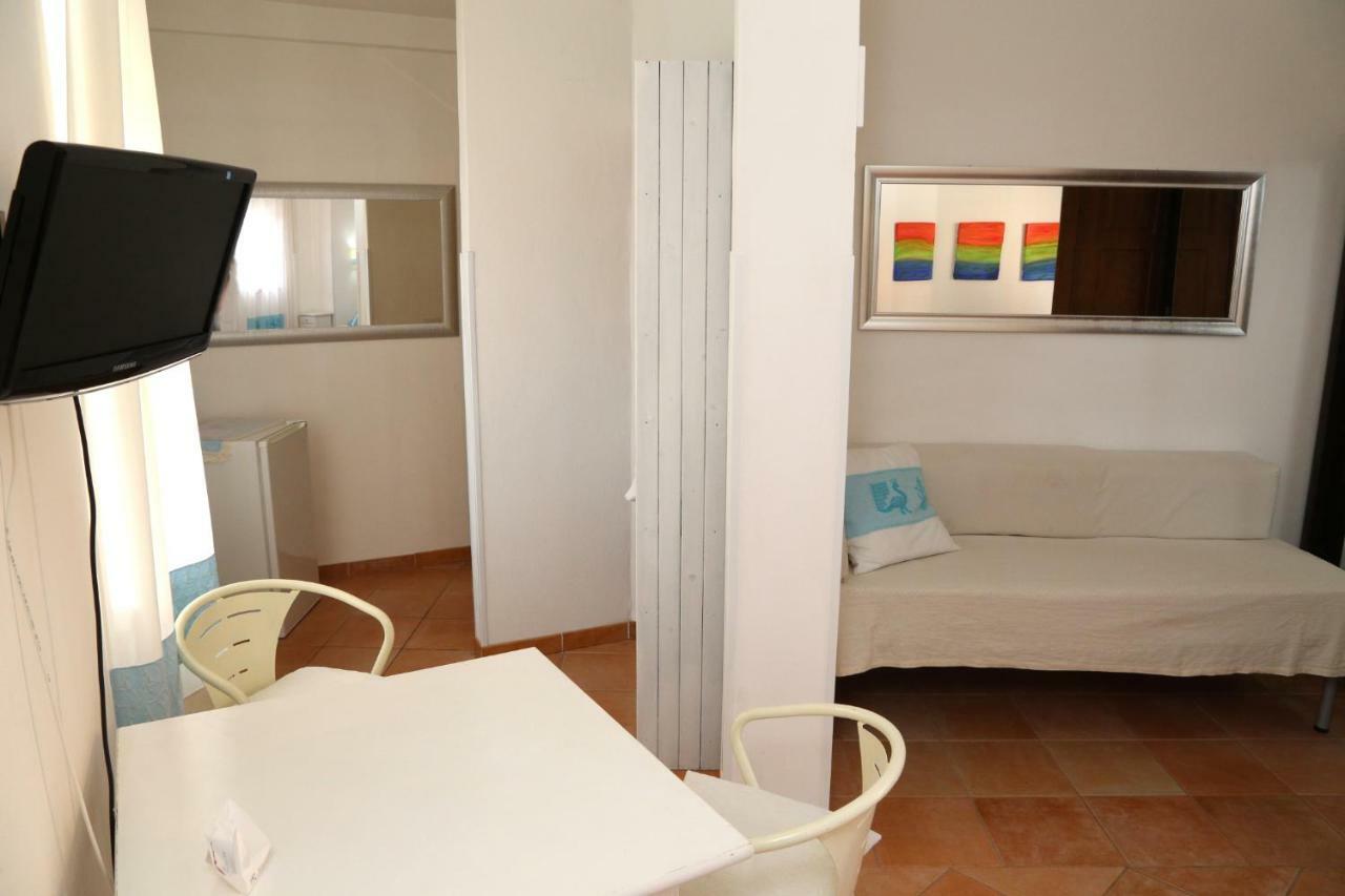 カステルサルド Il Tramonto Bed & Breakfast エクステリア 写真
